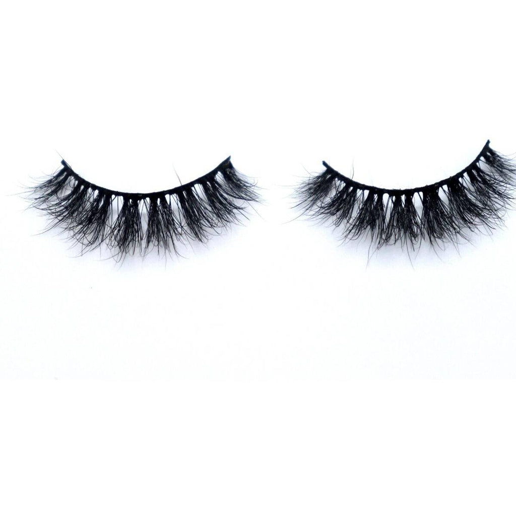 Elevate your beauty routine with one of our best selling lashes. These trendy lashes are the best lashes to wear for any day.